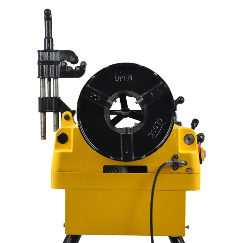 Rosqueadeira Elétrica REC-4 BSP 1/2" a 4” 900W 127V Ferrari