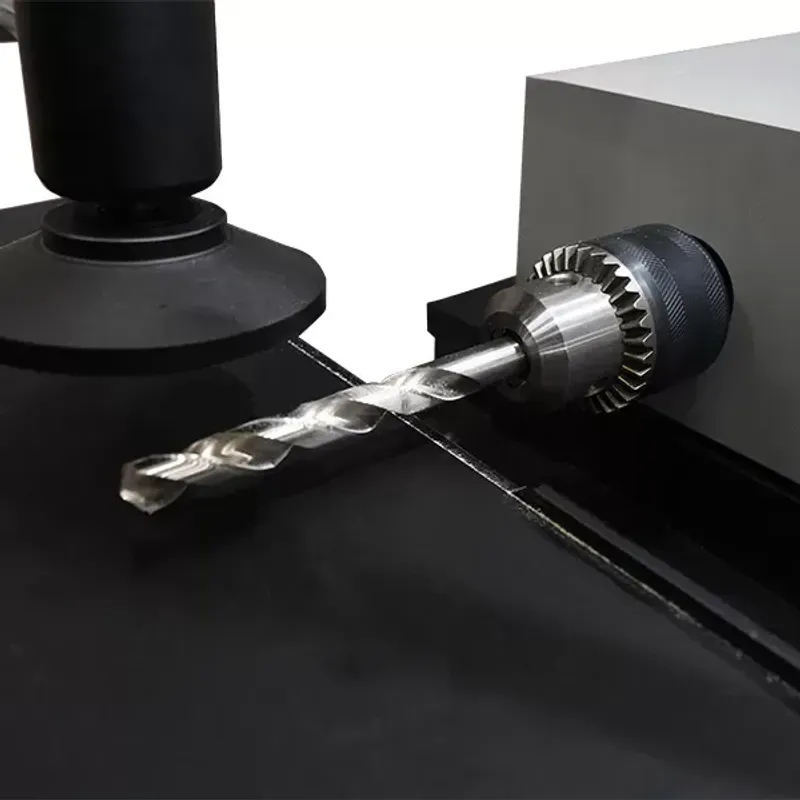 Furadeira Horizontal Reforçada 160mm 1Cv 2P Trifásico Black Edition Maksiwa